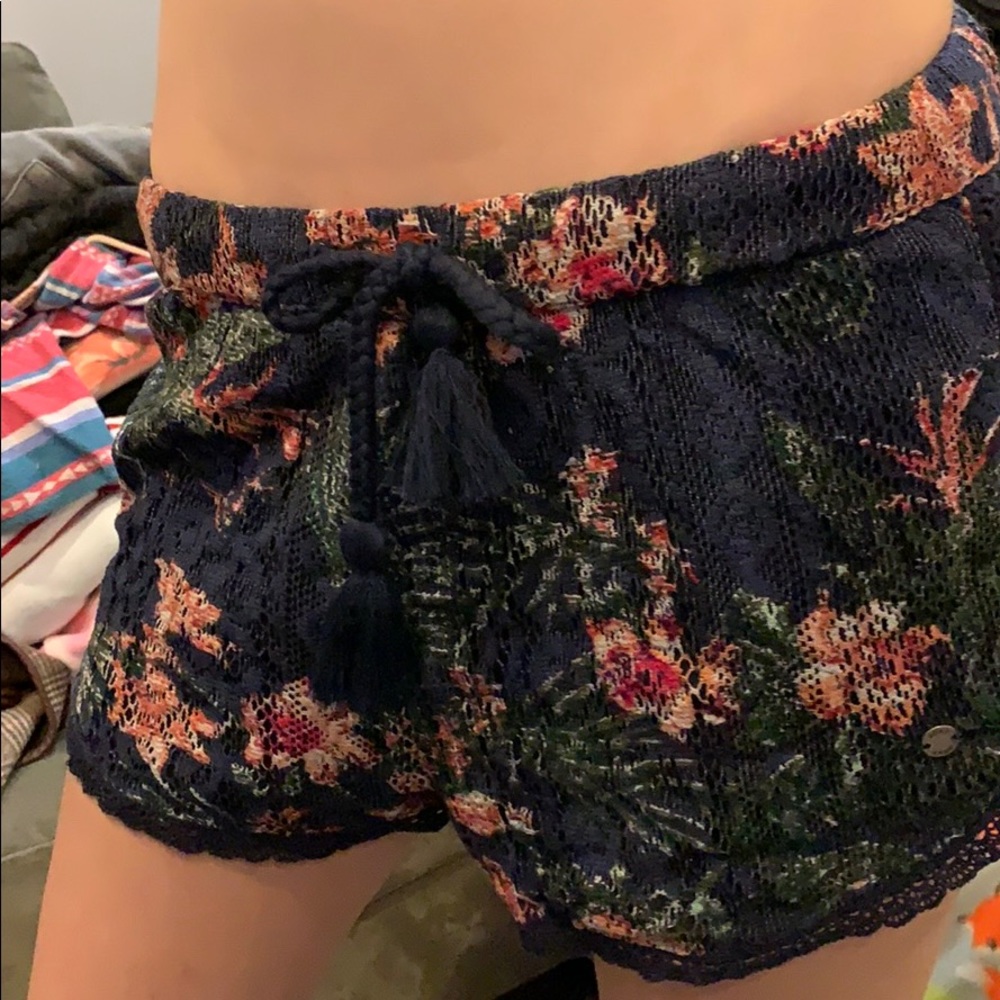 Brand new Roxy short size small